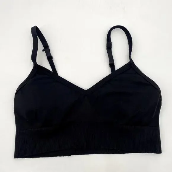 Lululemon black ribbed sports bra